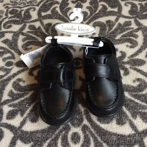 New koala Kids Boys Dress Shoes Size 4